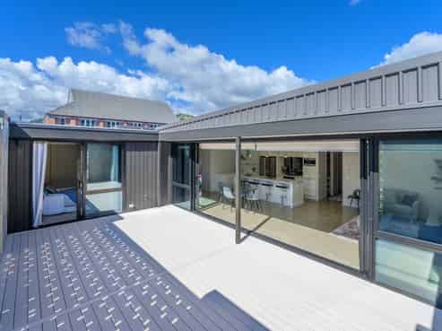 6/8 Sussex Street, Nelson City
