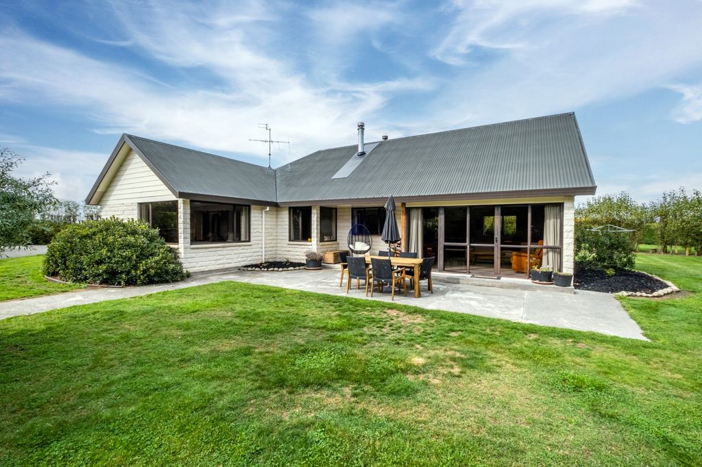 Sold 70 Murdochs Road, Fairton realestate.co.nz