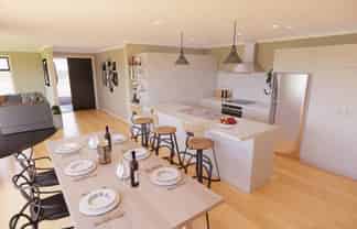 27 Stanley Avenue, Te Aroha