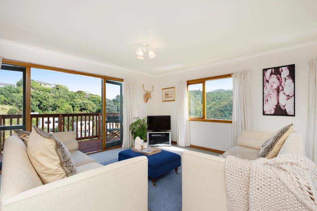 Property value 1 Frobisher Street, Island Bay realestate.co.nz