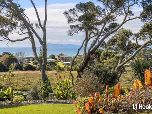 155 Koutunui Road, Athenree