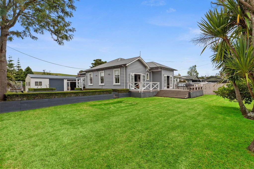 Property value 97 Waimauku Station Road, Waimauku realestate.co.nz