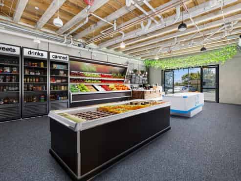 Standout modern retail