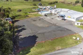 3000m² secure industrial yard – Te Horo