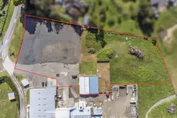 3000m² secure industrial yard – Te Horo