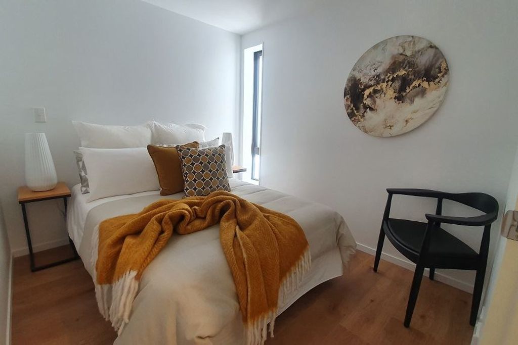 A Bloomin Good Deal - Bank Friendly - Mehr