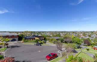 13 Ewan Place, Taradale