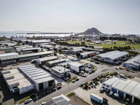 PRICE REDUCED: Second to none Mount Units