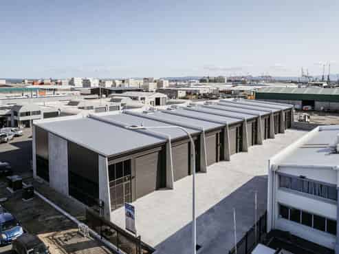 PRICE REDUCED: Second to none Mount Units