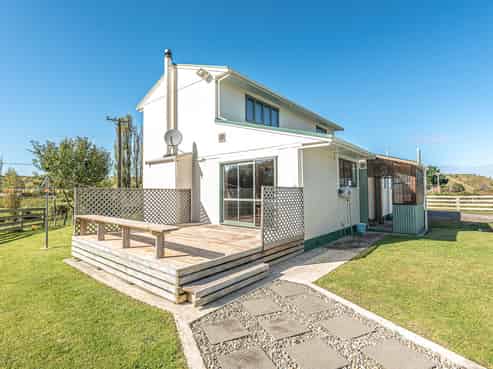 7 Rangitatau East Road, Kai Iwi