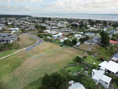 41 Taonui Street, Waitarere Beach