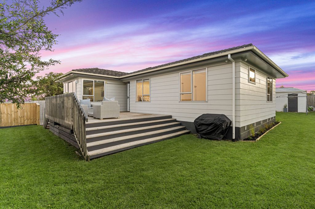 Property value 29 Doone Place, Massey realestate.co.nz