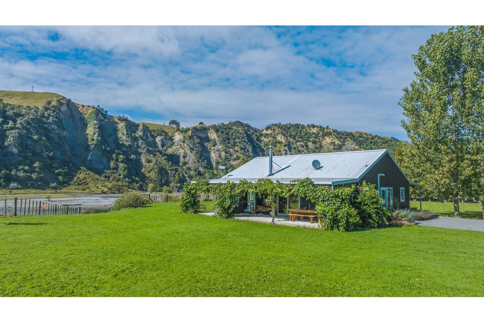 161E,G and Rowes Road, Hunterville, Rangitikei For Sale realestate