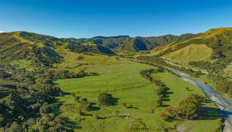 970 Tora Road, Martinborough