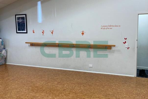 CBRE - Calling All Dance Studios - Meer