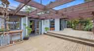 Open gallery