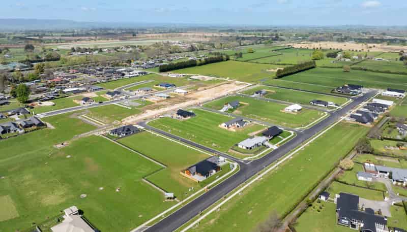  Peakedale Sections, Matamata