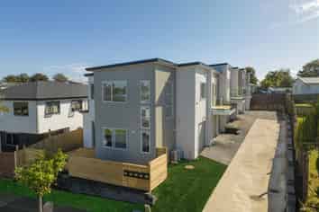 12B Caserta Place, Clover Park