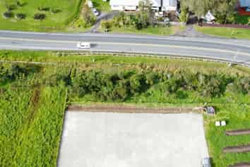 CONCRETED YARD FOR LEASE IN REDVALE
