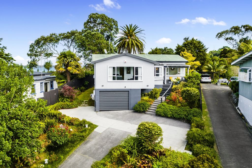 Property value 39 Belfast Street, Hillsborough realestate.co.nz