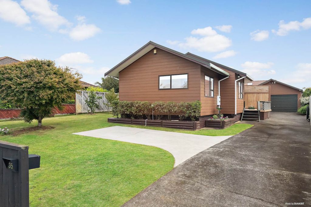 Property value 35 O'Connor Drive, Pukekohe realestate.co.nz