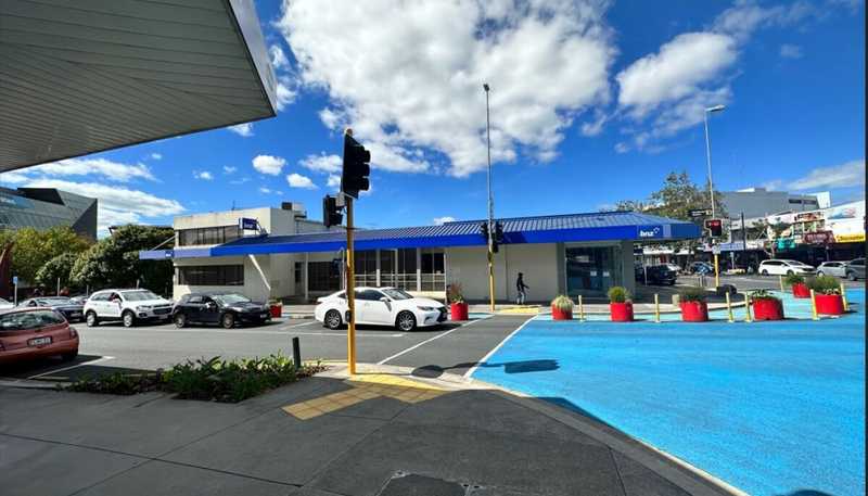 373 great North Road , Henderson