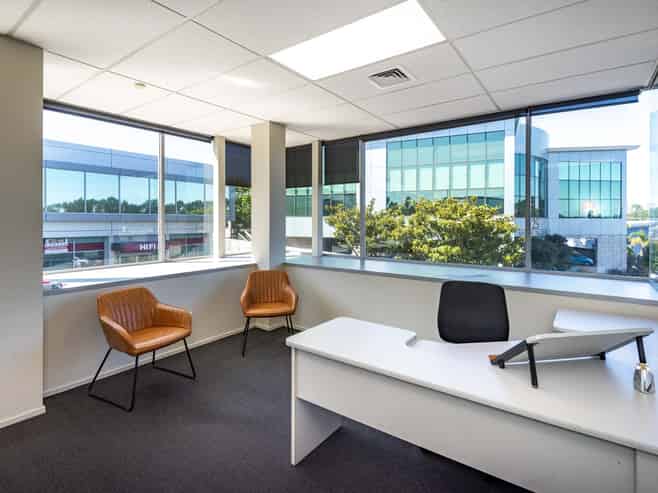 Vacant possession, prime North Shore location