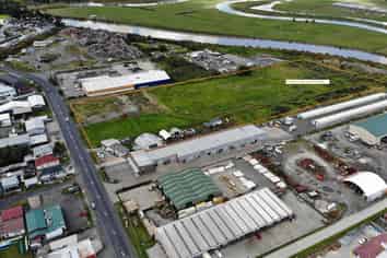 Large vacant section for Sale or for Lease  (Optional:Land & Build Options) - Helensville