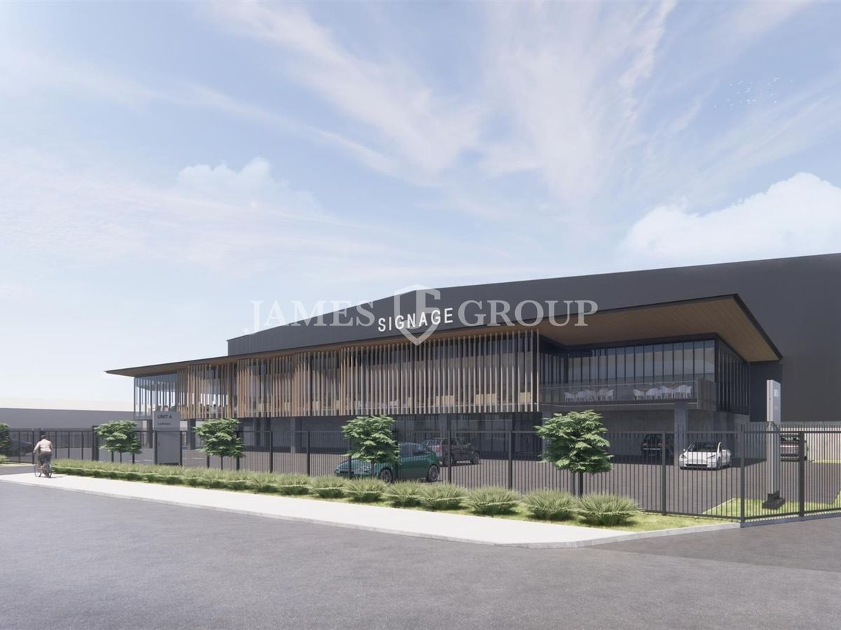 15,337sqm Brand New Central Distribution Centre - Mehr