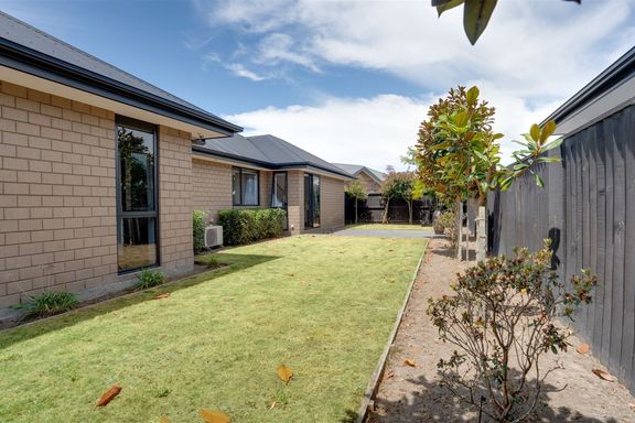 Property value - 72 Beachvale Drive, Woodend Beach - realestate.co.nz