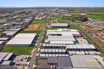INDUSTRIAL UNITS IN BURBUSH, HAMILTON