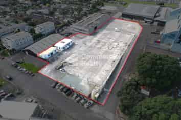 Versatile 5750Sqm Hardstand