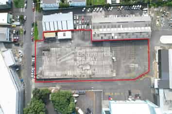 Versatile 5750Sqm Hardstand