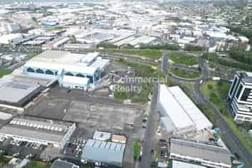Versatile 5750Sqm Hardstand