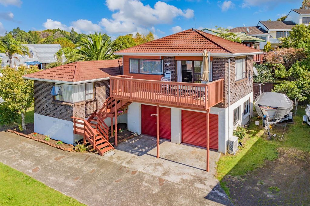 Property value 34B Mark Edward Drive, Half Moon Bay realestate.co.nz