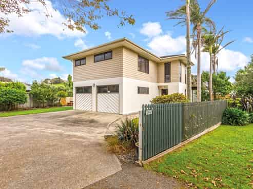 54B Kon Tiki Road, Whiritoa