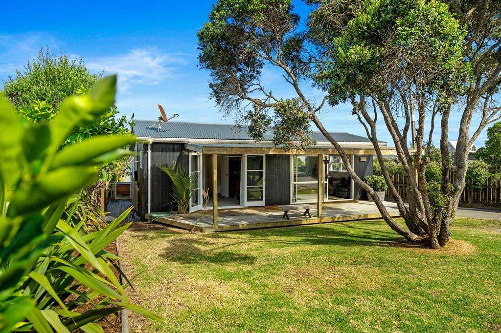 Property value 438 Pukehina Parade, Pukehina realestate.co.nz