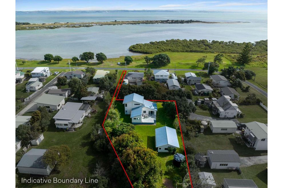 9 Birds Beach Road, Tapora, Rodney For Sale realestate.co.nz