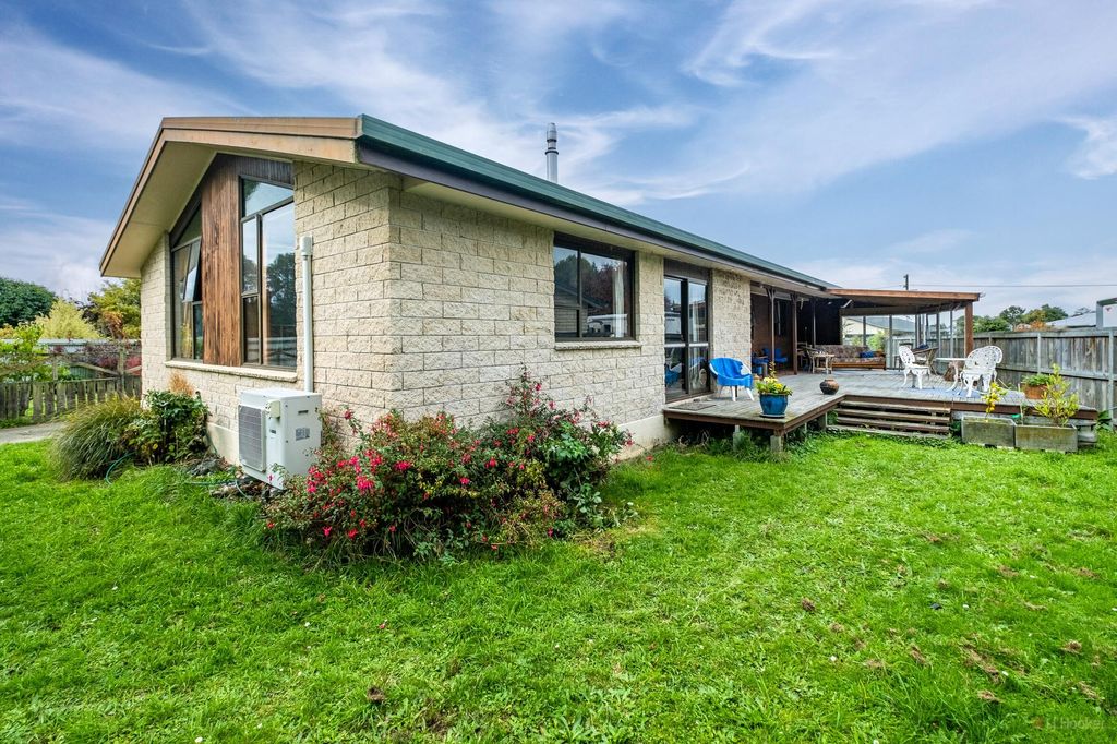Property value 19 Smith Street, Waimate realestate.co.nz