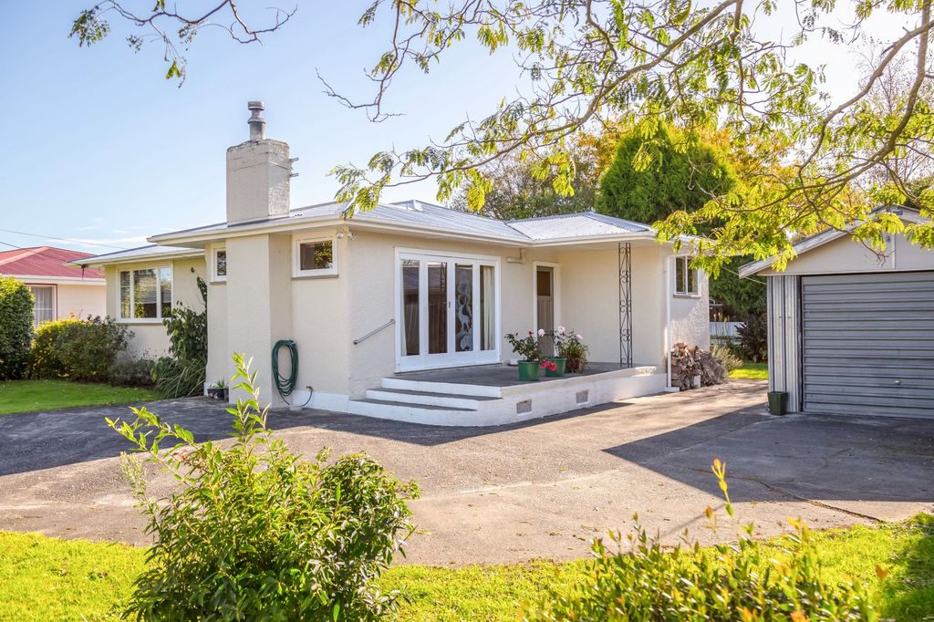 Sold 16 Taylor Street, Carterton realestate.co.nz