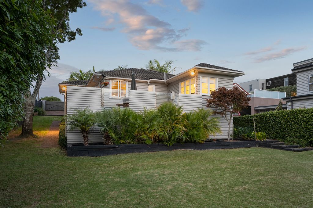Sold 194 Upland Road, Remuera realestate.co.nz