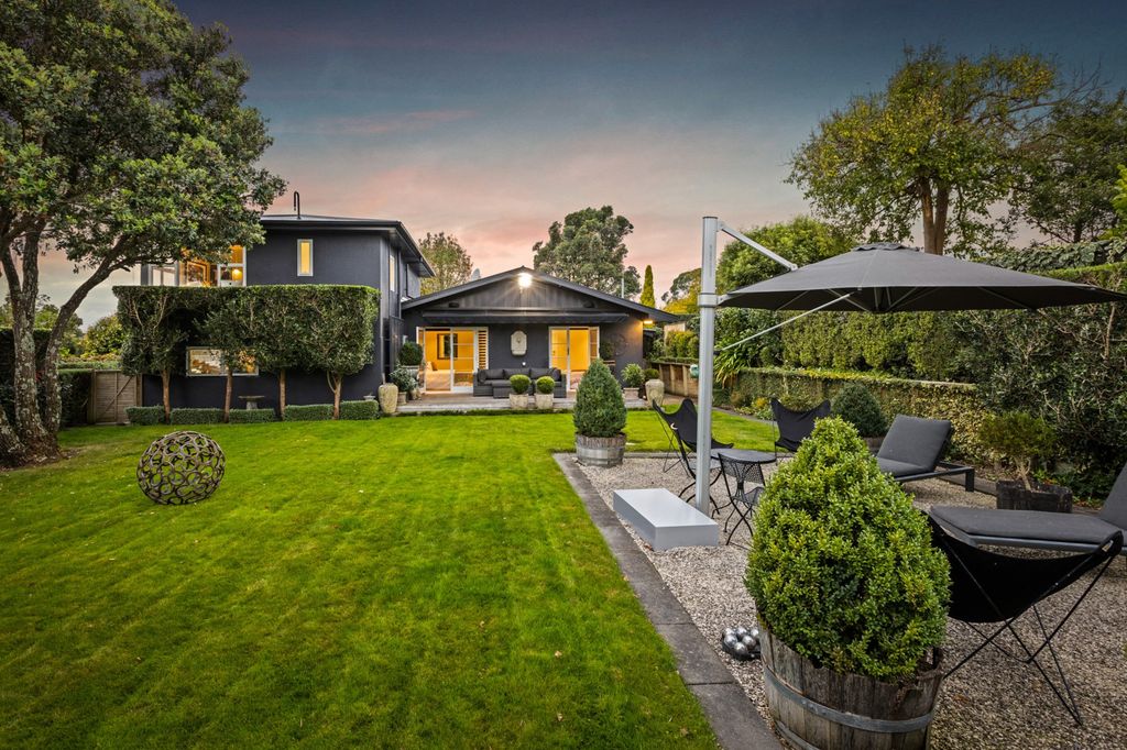 Property value 40 Mchardy Street, Havelock North realestate.co.nz