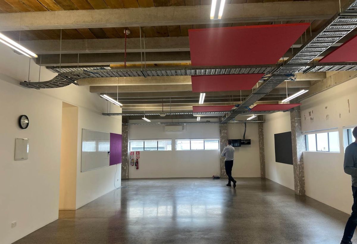 COST-EFFECTIVE OFFICES AVAILABLE - Vista 2