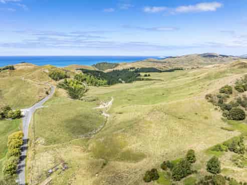 300 Ocean Beach Road, Waimarama