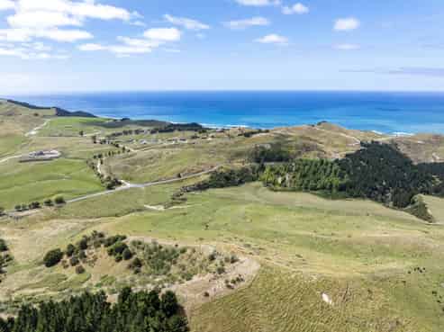 300 Ocean Beach Road, Waimarama