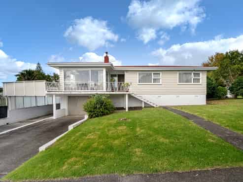125 Reeves Road, Pakuranga Heights