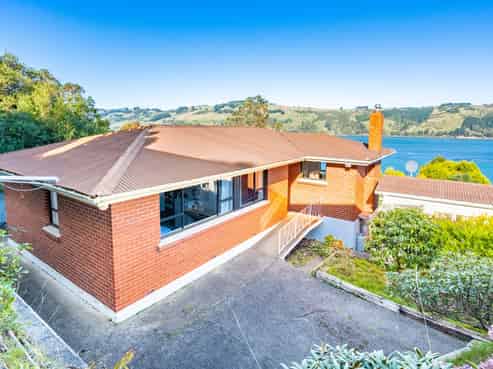 19 Rotoiti Street, Maia