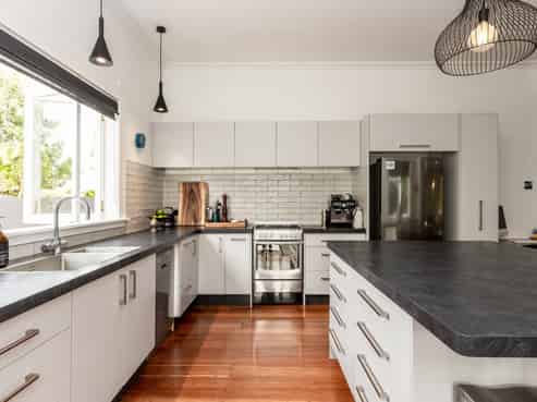 207 Allerton Street, Saint Leonards