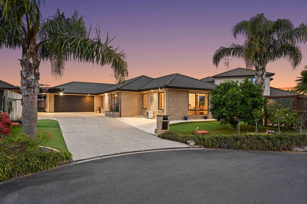 Property value 12 Chadwick Place, Rototuna North realestate.co.nz