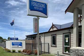Freehold motel investment - land and building
